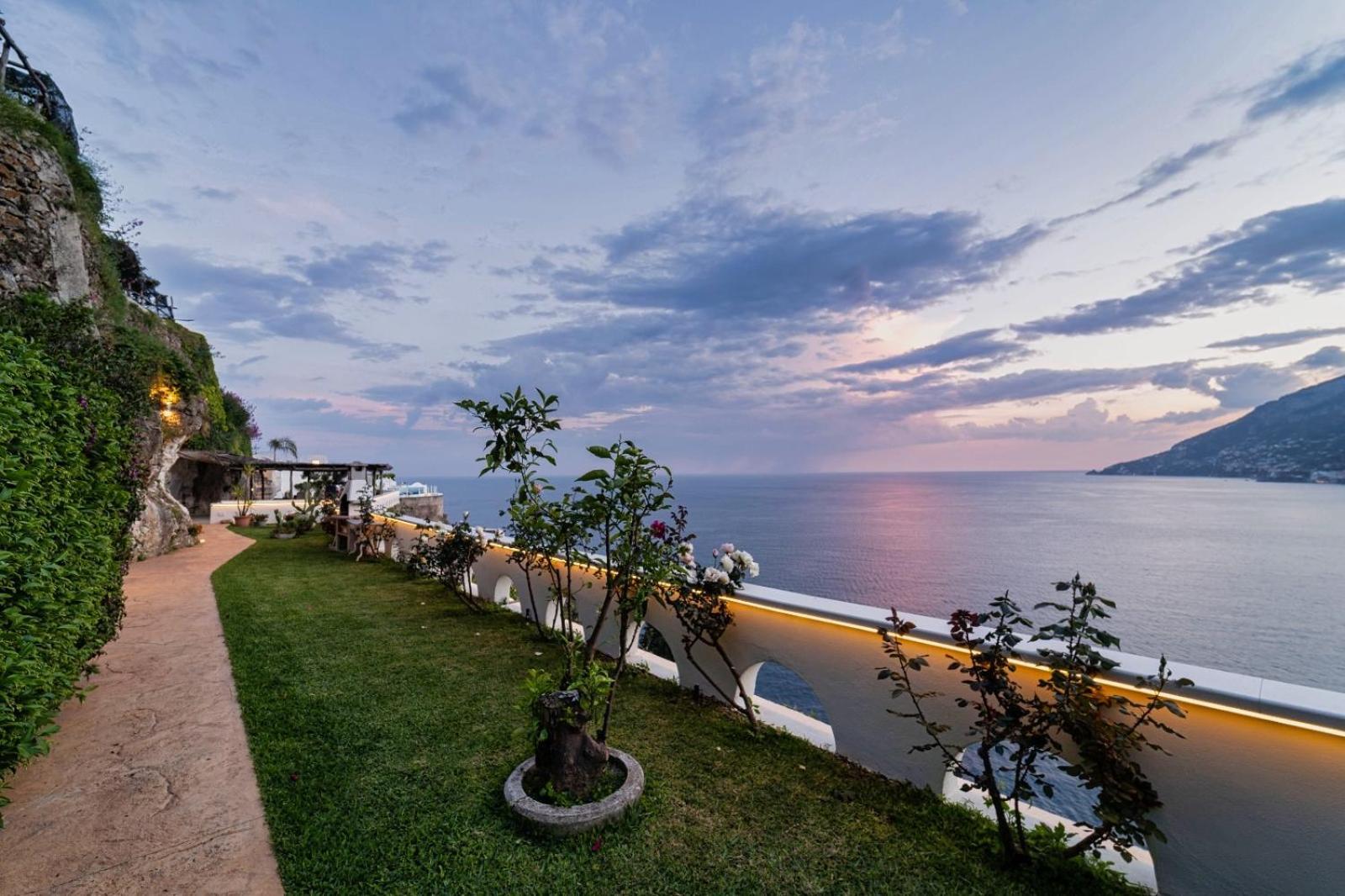 Villa Costanza Amalfi Coast Maiori Exteriör bild